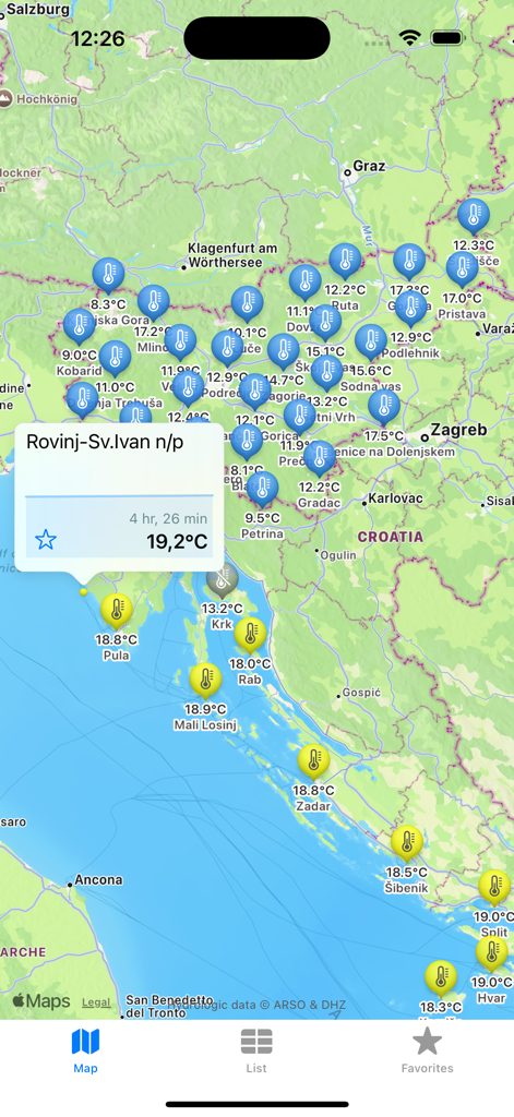 Map interface of the Swim app showing sea and lake temperatures across Croatia and Slovenia