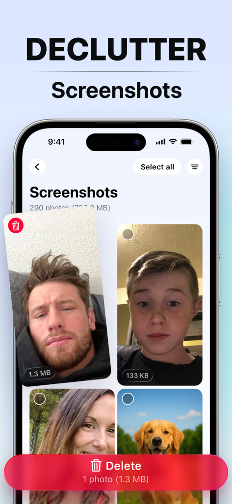 Interfaz de la aplicación móvil CleanSlate que muestra la función de organización de capturas de pantalla con opciones para seleccionar y eliminar imágenes.