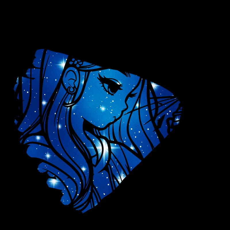 a realistic girl spray painting