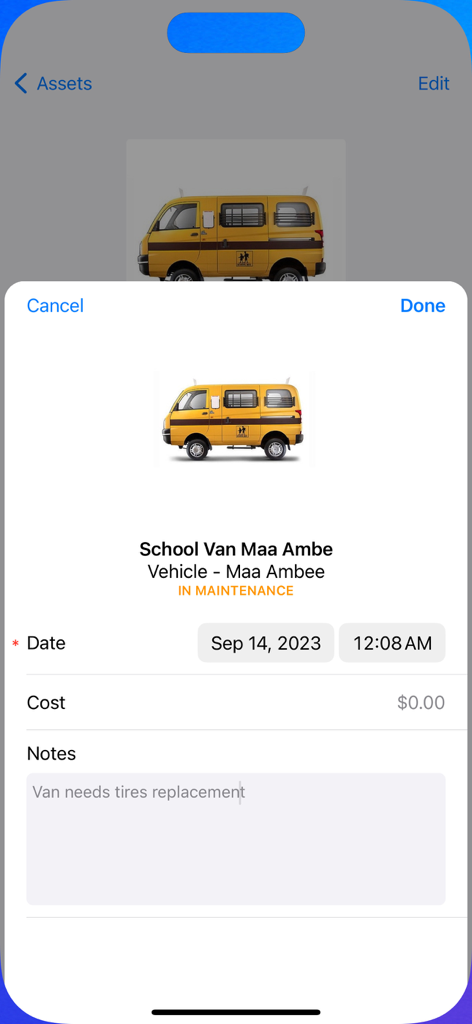 Asset Tracker for Business - Ein Bildschirm der mobilen App, der Wartungsdetails und Notizen für ein Schulbus-Asset anzeigt
