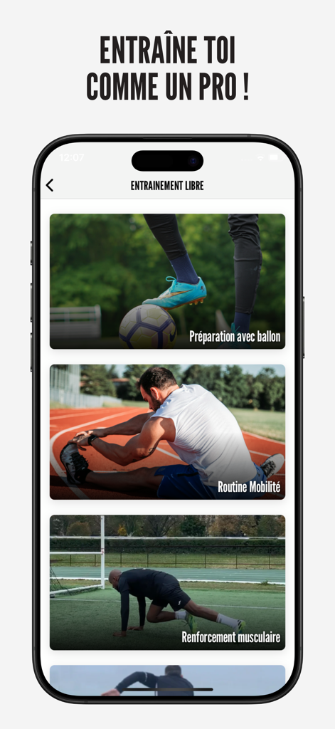 Coachr : Entrainement Football - Interface do aplicativo Coachr mostrando categorias de treino de futebol, incluindo preparação de bola, mobilidade e fortalecimento muscular