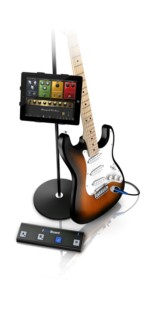 iRig BlueBoard - Equipo de guitarra móvil con un iPad ejecutando AmpliTube y la pedalera MIDI inalámbrica iRig BlueBoard