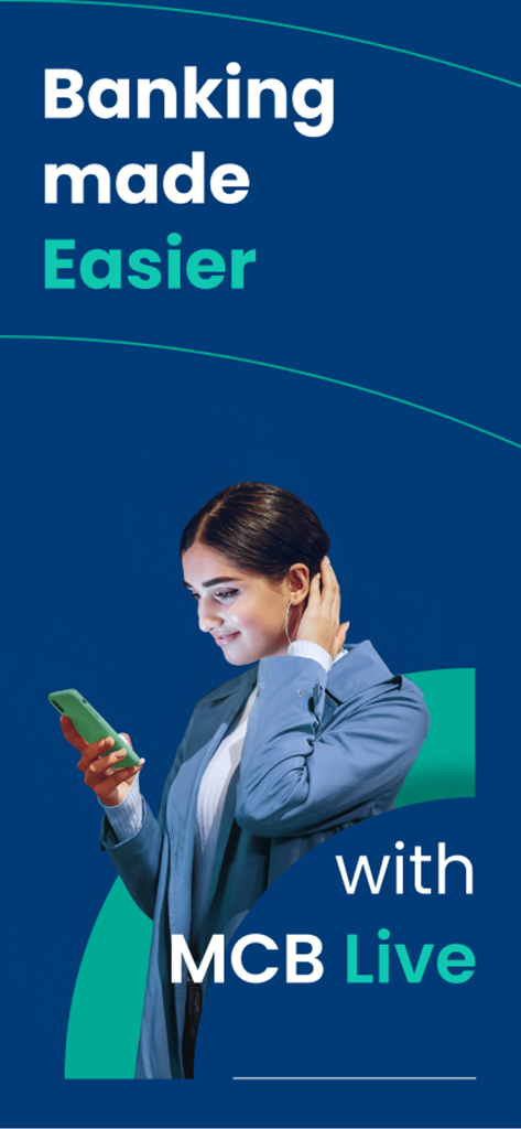 MCB Live - 女性がスマートフォンでMCB Liveモバイルバンキングアプリを使用している様子