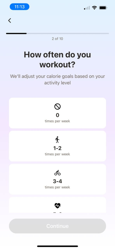 Tela de integração do aplicativo Nibbs perguntando a frequência de exercícios semanal para ajustar as metas calóricas.
