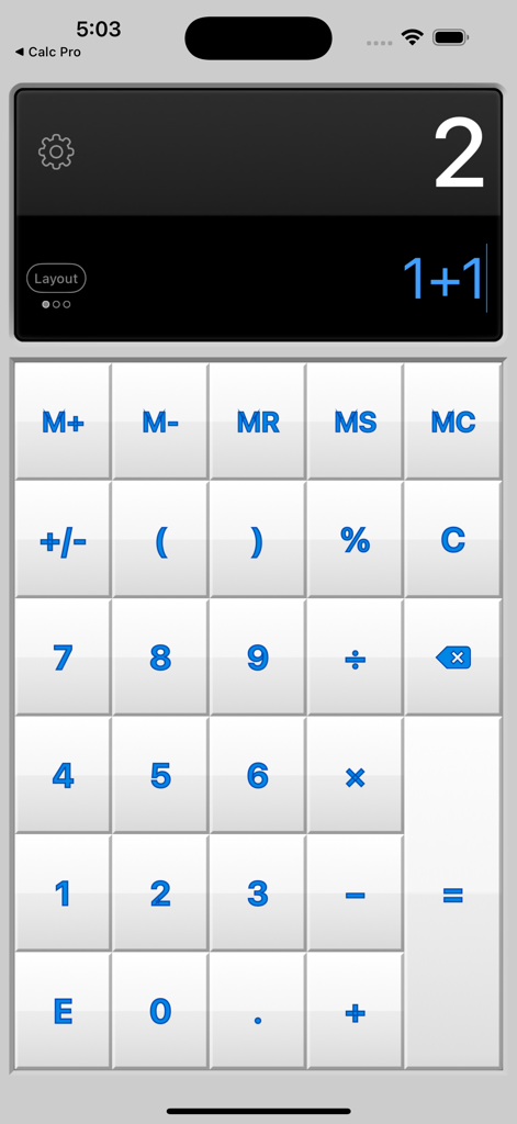 Calculator HD Pro Lite - Interface do app Calculadora HD Pro Lite mostrando botões grandes e exibição de duas linhas com um cálculo básico