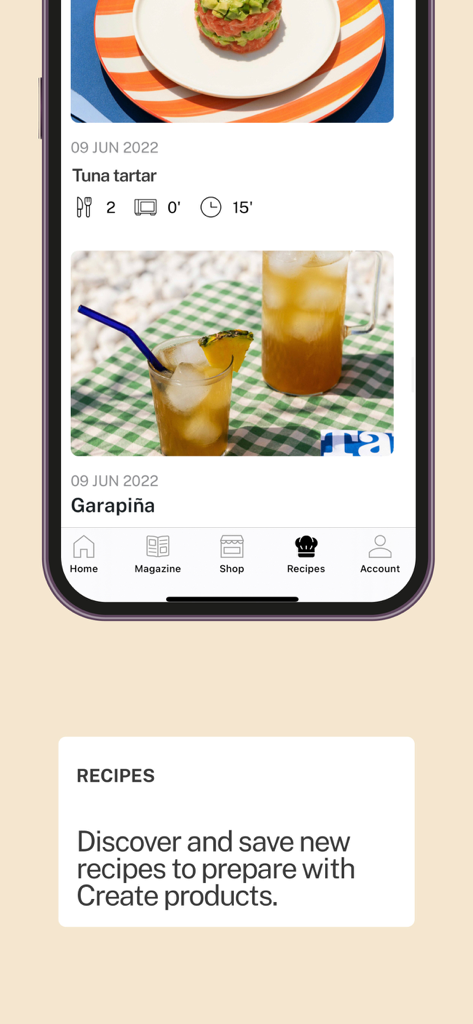 CREATE HOME - Um smartphone exibindo a seção de receitas do aplicativo CREATE HOME com pratos culinários e um menu de navegação.