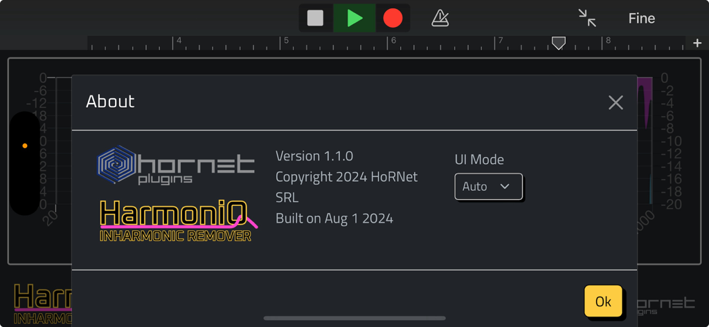 HoRNet HarmoniQ - About screen of HoRNet HarmoniQ showing version 1.1.0 and UI mode settings.