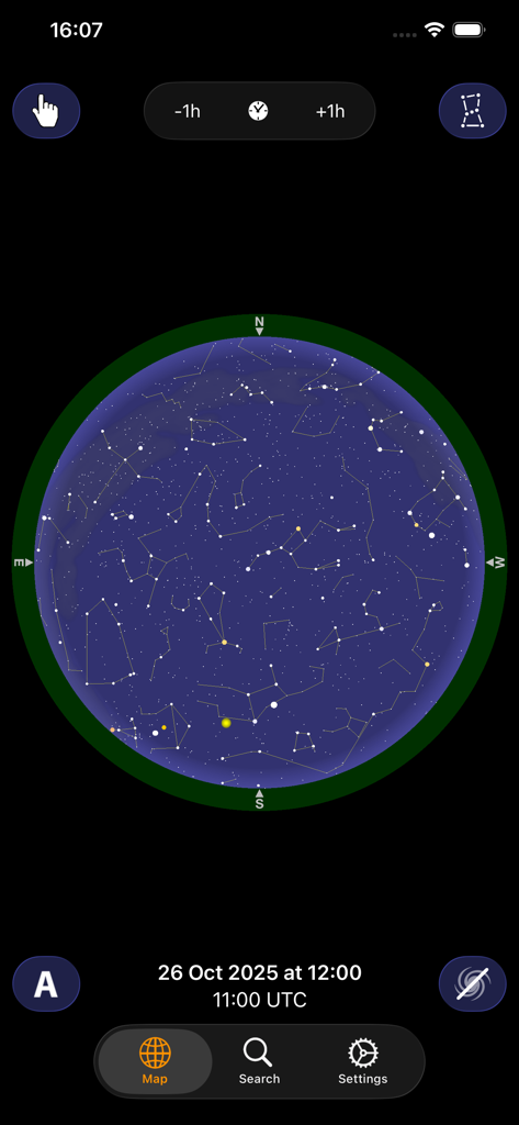 Interface do aplicativo Planisfério mostrando um gráfico circular de estrelas com constelações e navegação do céu noturno