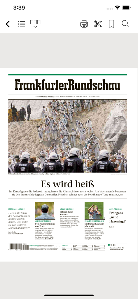 FR Digitale Zeitung - Digital front page of the Frankfurter Rundschau newspaper app showing headlines and a feature story on climate change.