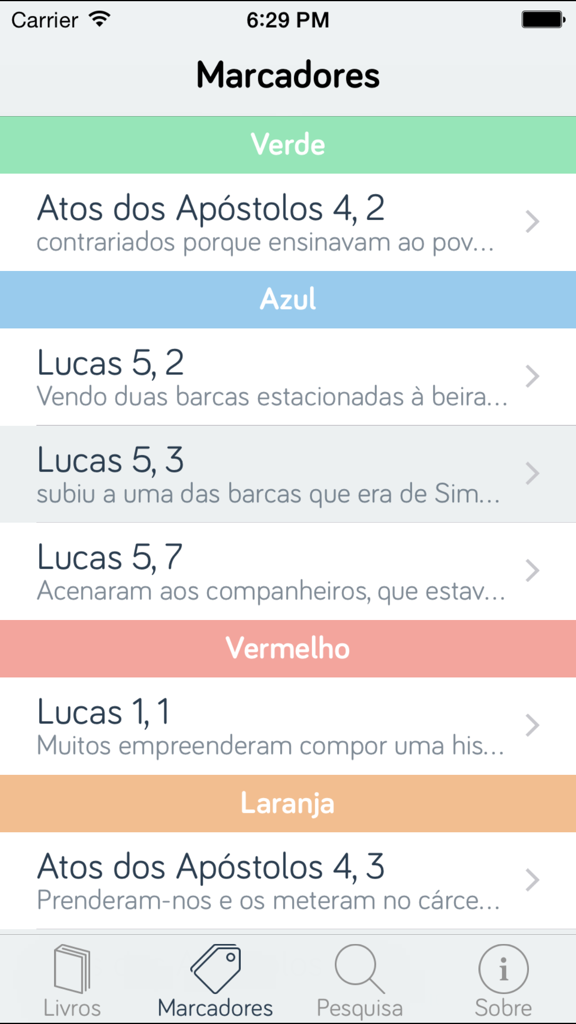 Pocket Biblia - Bíblia Católica - Interface of the Pocket Biblia app displaying bookmarked bible verses categorized by color.