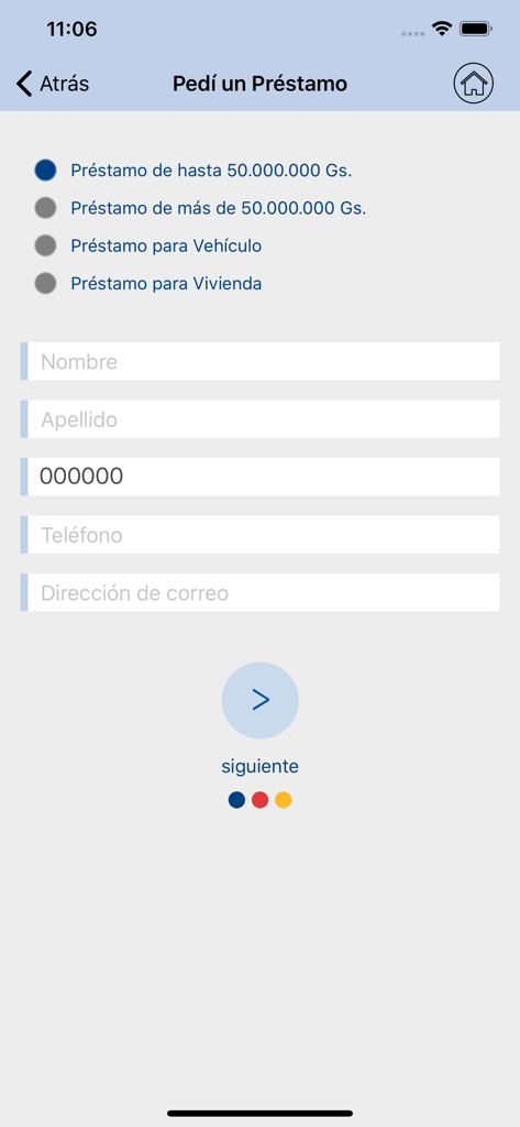 Pantalla de solicitud de préstamo en la aplicación de Banco Familiar con campos para información personal y selección de tipo de préstamo