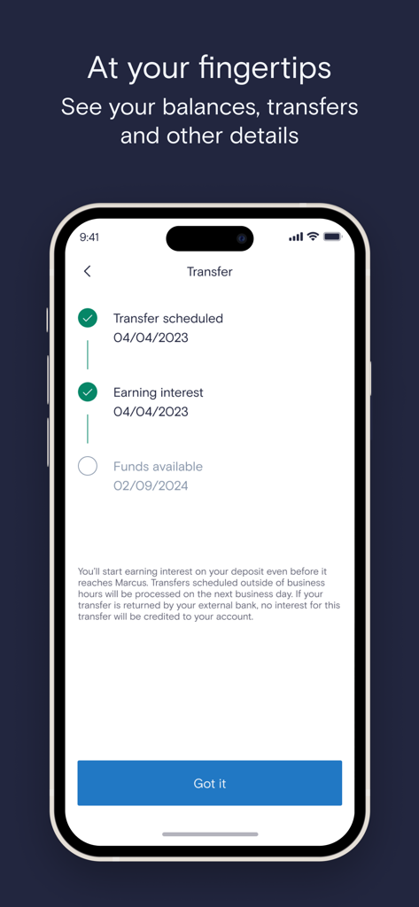Tela móvel mostrando um cronograma de transferência de dinheiro com atualizações de status para transferências agendadas e juros ganhos