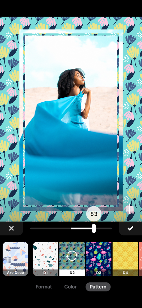 Object Remover by Touch Up - Eine Foto-Bearbeitungsoberfläche, die ein Porträt einer Frau zeigt, eingerahmt von einem bunten Blumenmuster-Hintergrund.