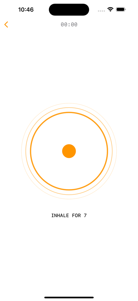 7:11 Breathing - Pantalla minimalista de la aplicación Respiración 7:11 durante la fase de inhalación con un círculo naranja central y un temporizador.
