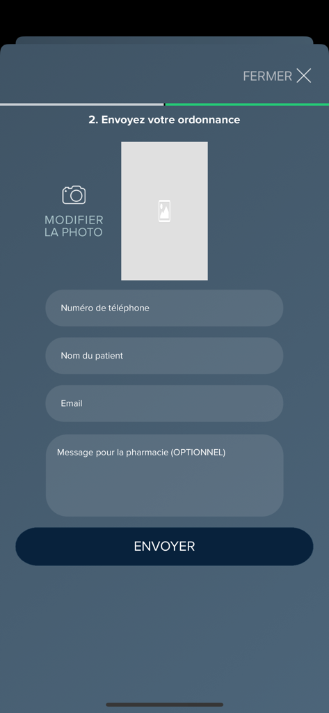 EVA Santé - Formulario de carga de recetas en la aplicación EVA Sante con campos para nombre del paciente y detalles de contacto.