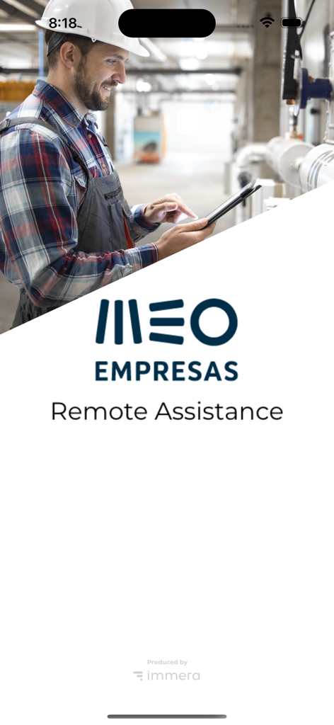 MEO Empresas Remote Assistance - MEO Empresas Remote Assistance splash screen showing a technician in an industrial facility using a mobile device