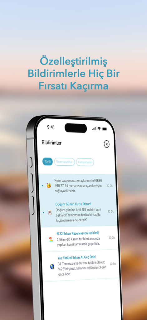 Gezinomi - Pantalla de notificaciones de la aplicación Gezinomi que muestra ofertas de viaje personalizadas y descuentos por reserva anticipada.