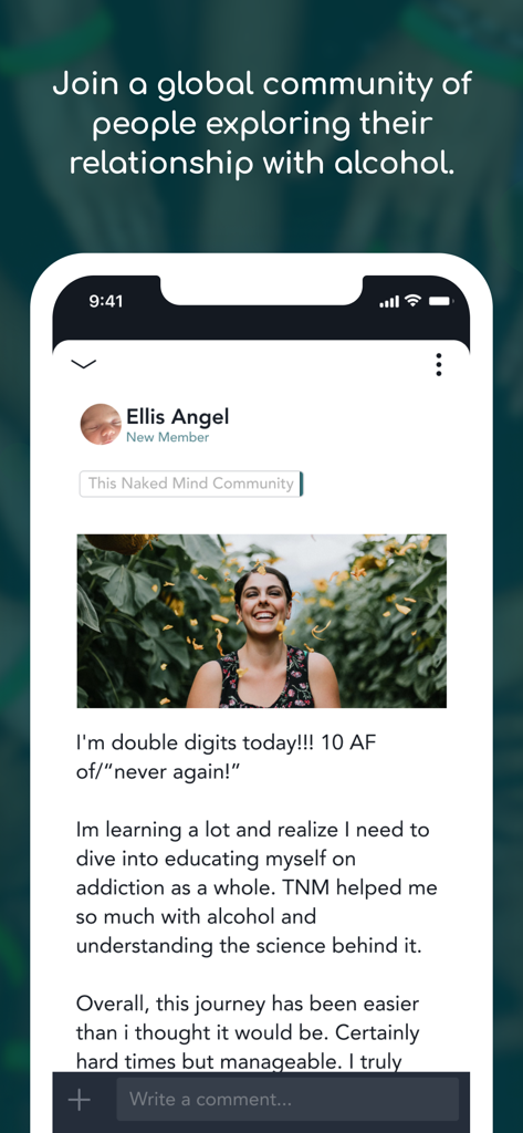Mobile App-Oberfläche, die einen Community-Beitrag eines Nutzers zeigt, der 10 Tage alkoholfrei im globalen Feed von This Naked Mind feiert.