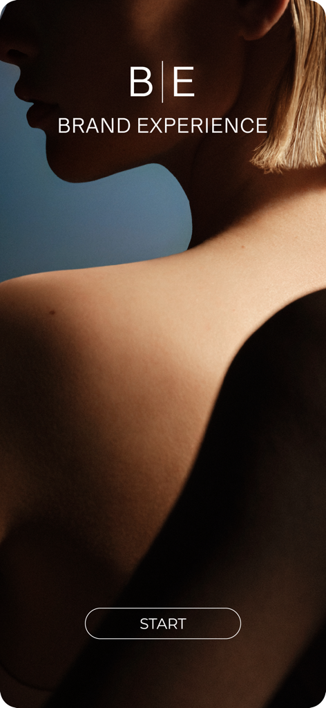 BRAND EXPERIENCE - Écran d'accueil de l'application mobile Brand Experience avec une esthétique de luxe et un bouton de démarrage.