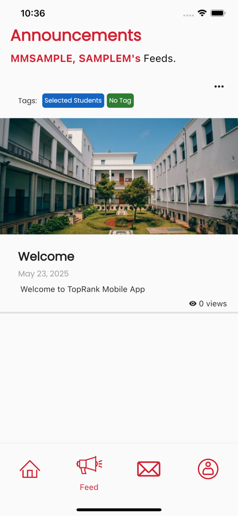 TRA Mobile Application - 학교 건물 사진과 함께 환영 게시물을 보여주는 TRA 모바일 애플리케이션의 공지 피드.