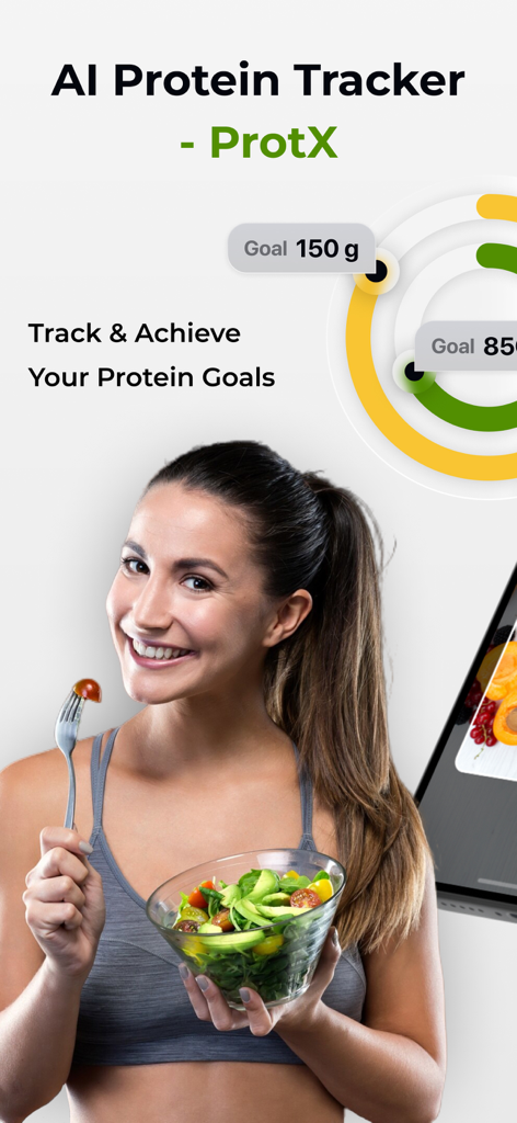 Protein Tracker & Calculator - Uma mulher sorrindo segurando uma salada saudável ao lado de anéis digitais de rastreamento de proteína mostrando metas diárias