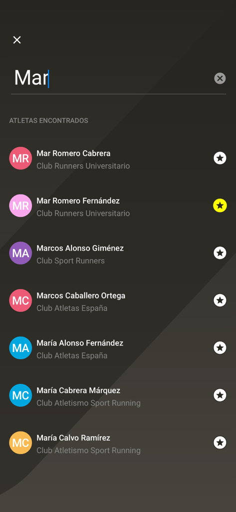 Tela de busca no aplicativo PUBLICOM Live mostrando uma lista de atletas para seguir para rastreamento ao vivo