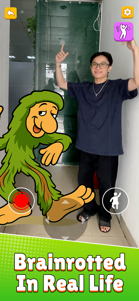 Brainrotted Soundmix & AR - Una persona usando el modo AR Dance Party para posar con un monstruo de meme verde y peludo en un pasillo del mundo real