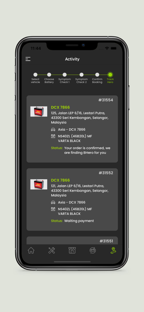 Bateriku - Bateriku app activity screen displaying multiple roadside assistance orders and a step-by-step booking progress bar