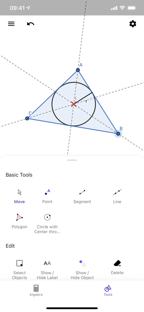 A geometric triangle construction with basic tools in the GeoGebra Calculator Suite mobile app