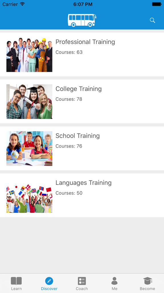 プロフェッショナル研修および大学研修コースのカテゴリを示すアプリ画面。