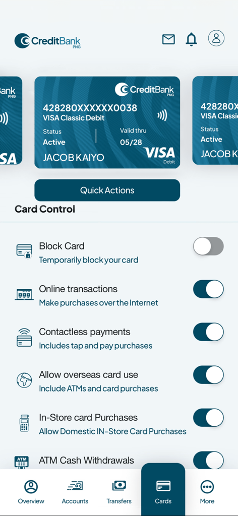 CBP - Interface de l'application bancaire mobile CBP montrant les paramètres de contrôle de la carte de débit et les options de sécurité