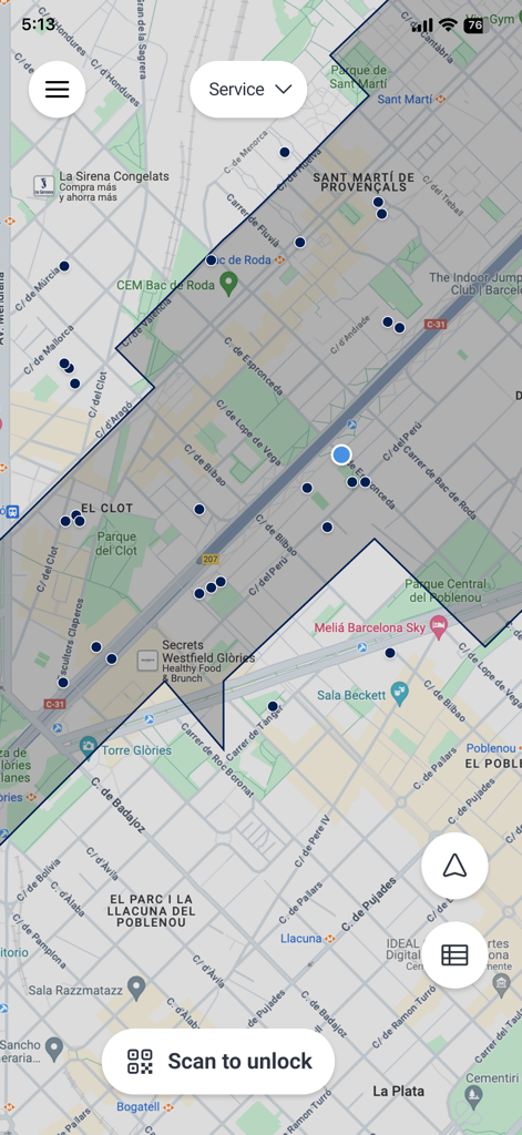 Volkswagen Move - Volkswagen Move App-Oberfläche mit Karte, verfügbaren Fahrzeugstandorten und einer Scan-to-Unlock-Schaltfläche