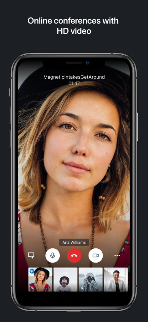 Interfaz de la aplicación móvil Jitsi Meet que muestra una videoconferencia de alta definición con varios participantes.