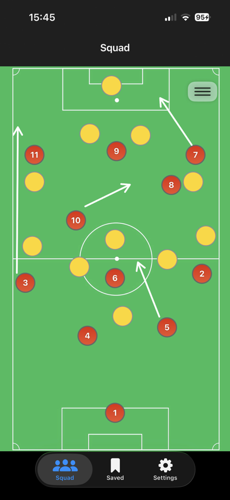 Squad11 - Lineup Builder - Football tactical board interface in Squad11 with player positions and movement arrows
