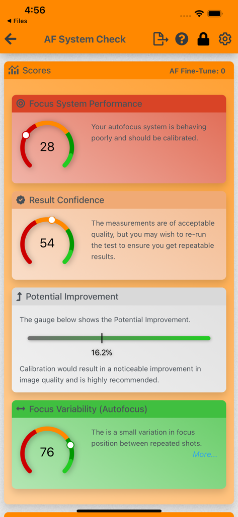 Panel de la aplicación FoCal Mobile que muestra los resultados de la verificación del sistema de AF, incluido el rendimiento del enfoque y las métricas de mejora potencial