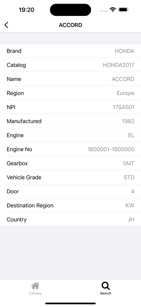 Información detallada del vehículo para un Honda Accord, incluidas las especificaciones del motor y la caja de cambios.