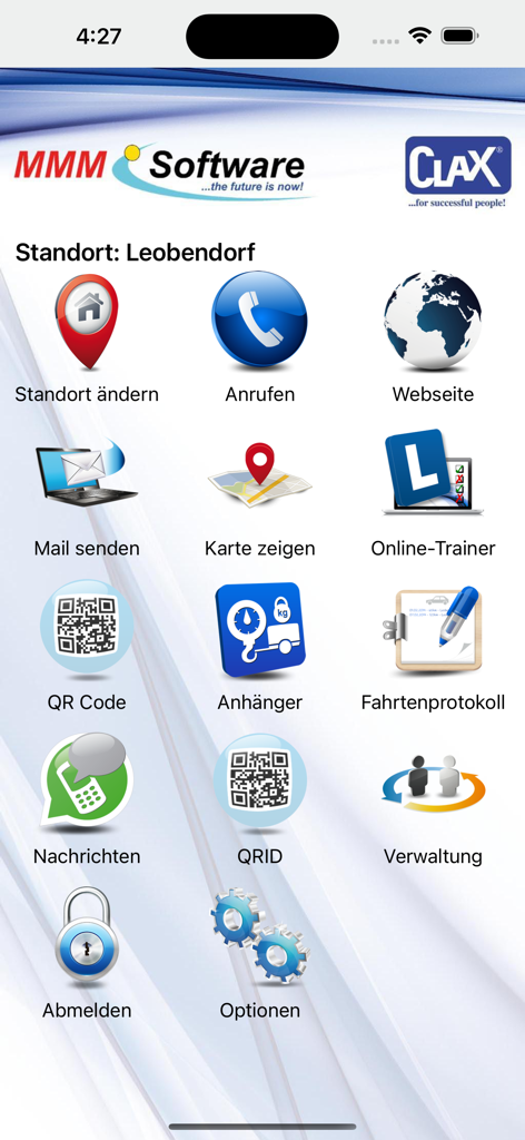 MMMApp - Hauptmenü der MMMApp mit Fahrschulfunktionen wie Online-Trainer, QR-Scanner und Nachrichten.