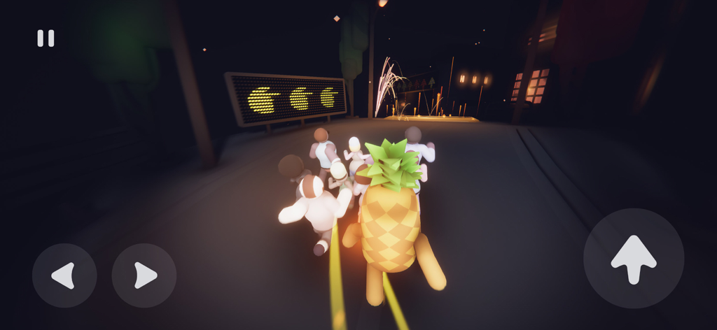 Populus Run - Un personaje con temática de piña liderando a una multitud por una calle de ciudad oscura por la noche en Populus Run