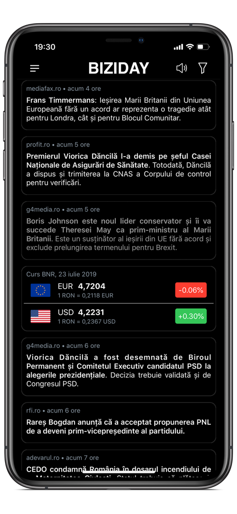 Biziday news app interface in dark mode featuring Romanian headlines and currency exchange rates