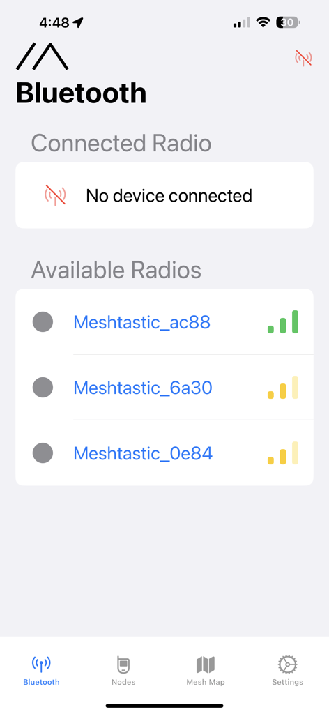 Meshtastic App Bluetooth-Einstellungen Bildschirm mit einer Liste verfügbarer Funkknoten für die Verbindung