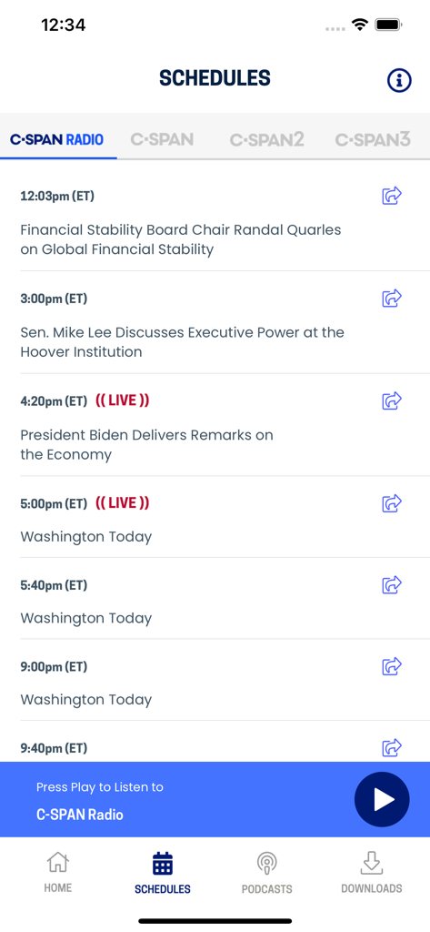 C-SPAN Radio App Sendeplan-Oberfläche mit Live-Politiksendungen und täglichen Programmen.