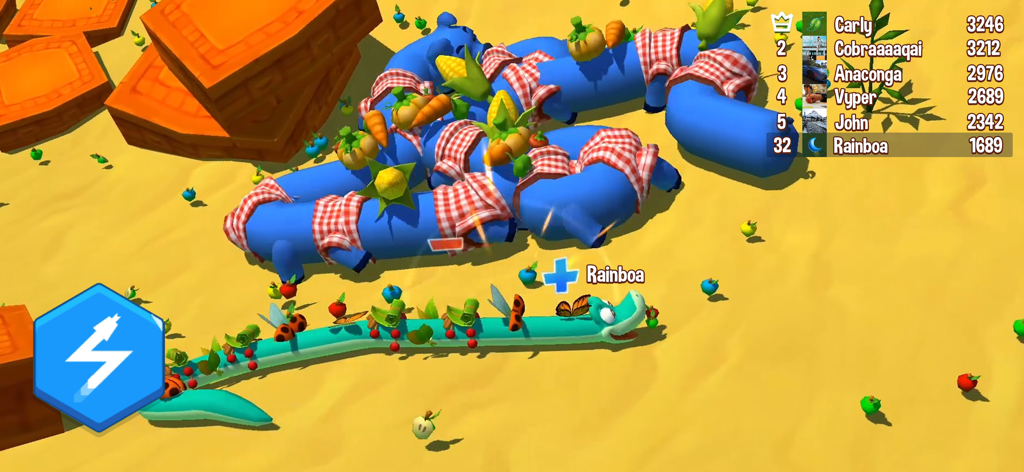 Jugabilidad llena de acción en 3D de Snake Rivals mostrando serpientes personalizadas y coloridas y una clasificación en una arena desértica