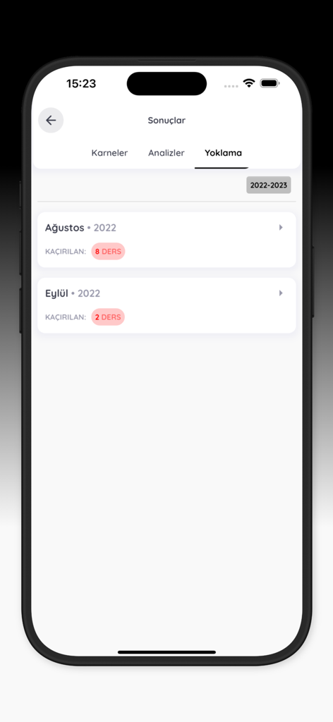 Kuzgun Eğitim - Kuzgun Egitim app screen showing student attendance tracking with missed lesson counts