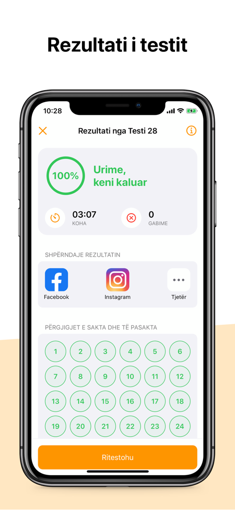 Autoshkolla Kosoveアプリのテスト結果画面。100パーセントのスコアとアルバニア語のお祝いメッセージが表示されています。