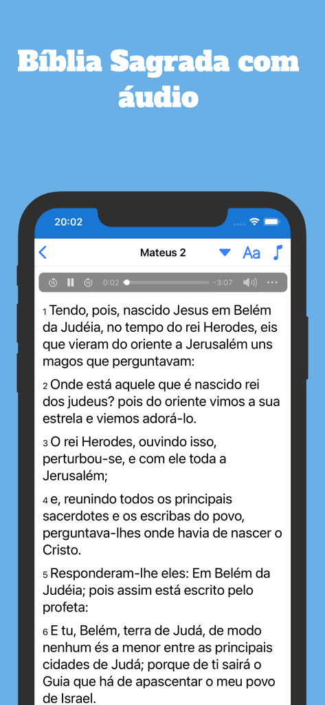 Harpa Cristã: Hinos com áudio - Smartphone screen showing the Holy Bible in Portuguese with audio player controls