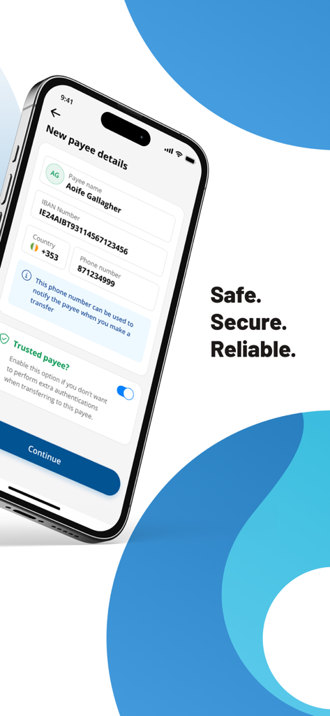 Pantalla móvil de la aplicación Inishowen Credit Union que muestra el formulario para agregar detalles de nuevo beneficiario con campos para nombre e IBAN
