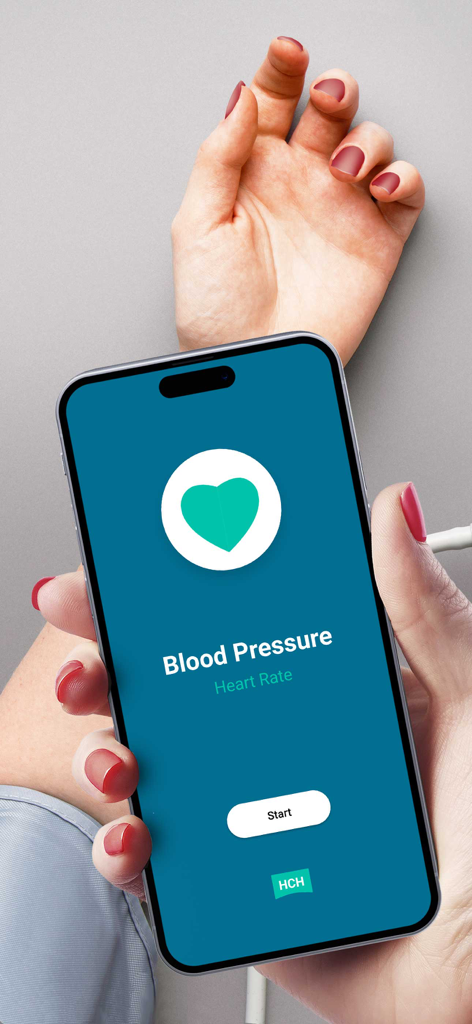 Blood Pressure App, Heart Rate - Una persona sosteniendo un smartphone que muestra la pantalla de inicio de la aplicación de monitorización de presión arterial y frecuencia cardíaca.