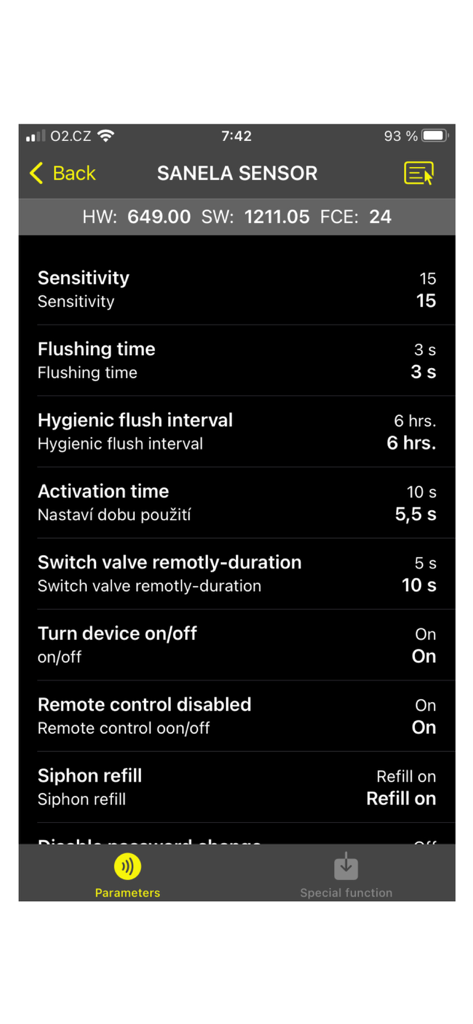 SANELA Control - Interfaz de la aplicación SANELA Control que muestra configuraciones de sensor ajustables para el tiempo de descarga y la sensibilidad