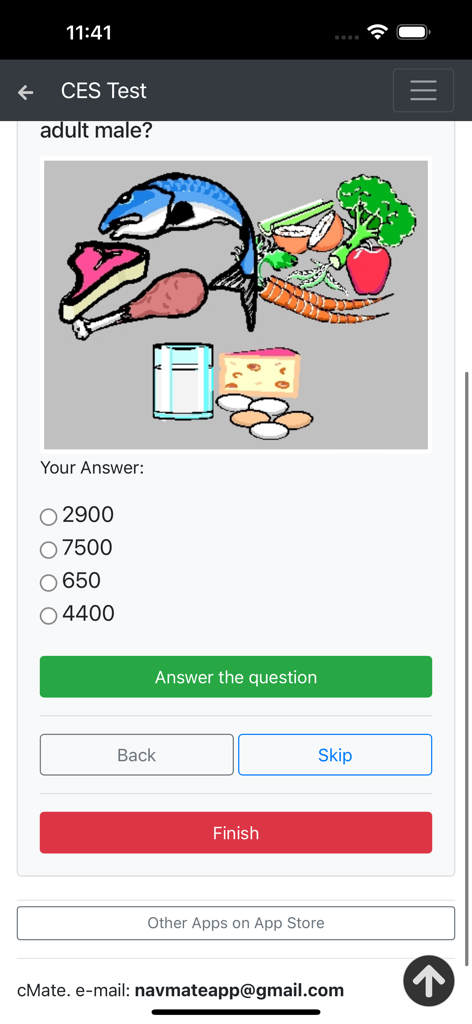 Catering. Cook Detailed CES - Ein Übungstestbildschirm in der Catering Cook CES App, der eine Ernährungsfrage mit Lebensmittelillustrationen und numerischen Optionen zeigt.