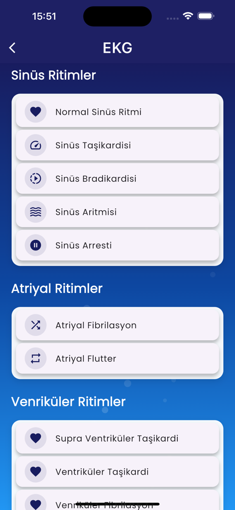 Screenshot des EKG-Schulungsmoduls in der Vaka Protokolleri App, der Sinus-, Vorhof- und Ventrikelrhythmen auflistet